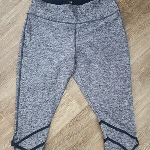 OG Women's Athletic Capri Leggings